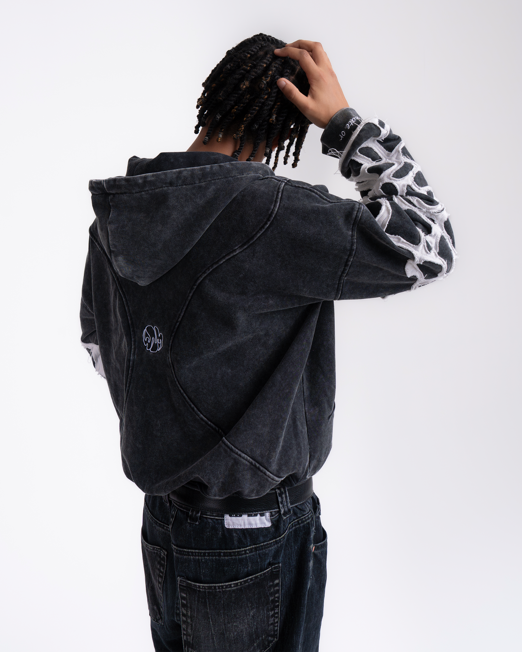 Whispering Waves ZIP-UP BLACK